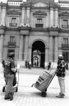 Mirando hacia La Moneda