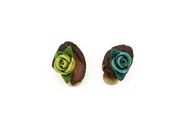 Aros de flores verde y celeste