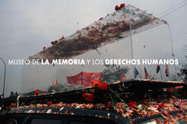 Allende funeral, Santiago 90