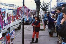 Fotografía exposición de arpilleras,San Fernando 1989