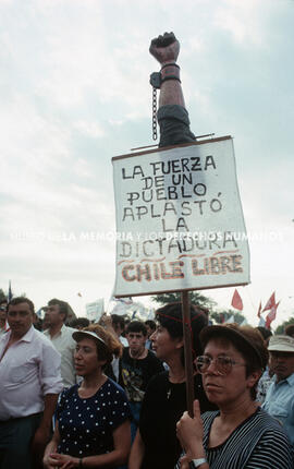 Chao Dictadura, Santiago, Chile 89