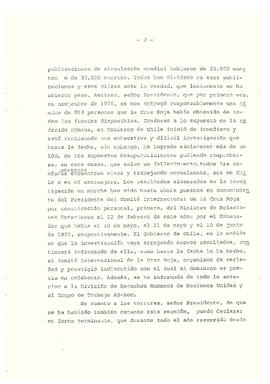 (4)