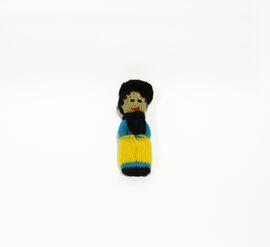 Muñeco de lana y boina