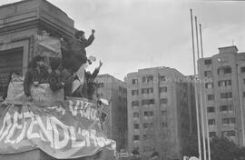 Protesta en el Monumento de Manuel Baquedano