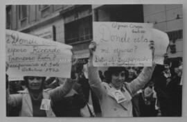 Mujeres protestando