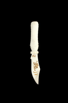 Cuchillo de hueso