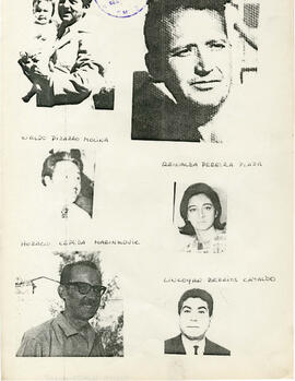 [Los familiares de los...] (13)