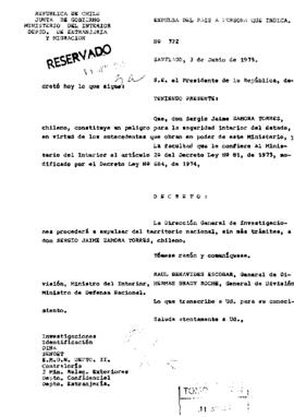 Decreto N° 722
