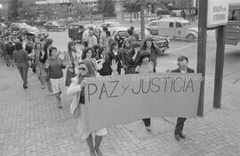 Mujeres protestando